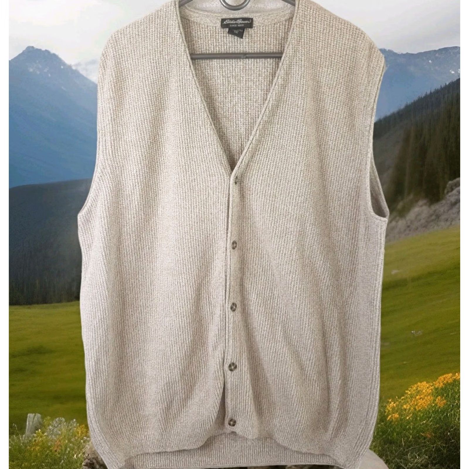 Eddie Bauer VINTAGE Eddie Bauer Sweater Vest Mens 2XLT Beige Button Front Cotton Knit Vest Sweatshirt Size US XXL / EU 58 / 5 - 2 Thumbnail