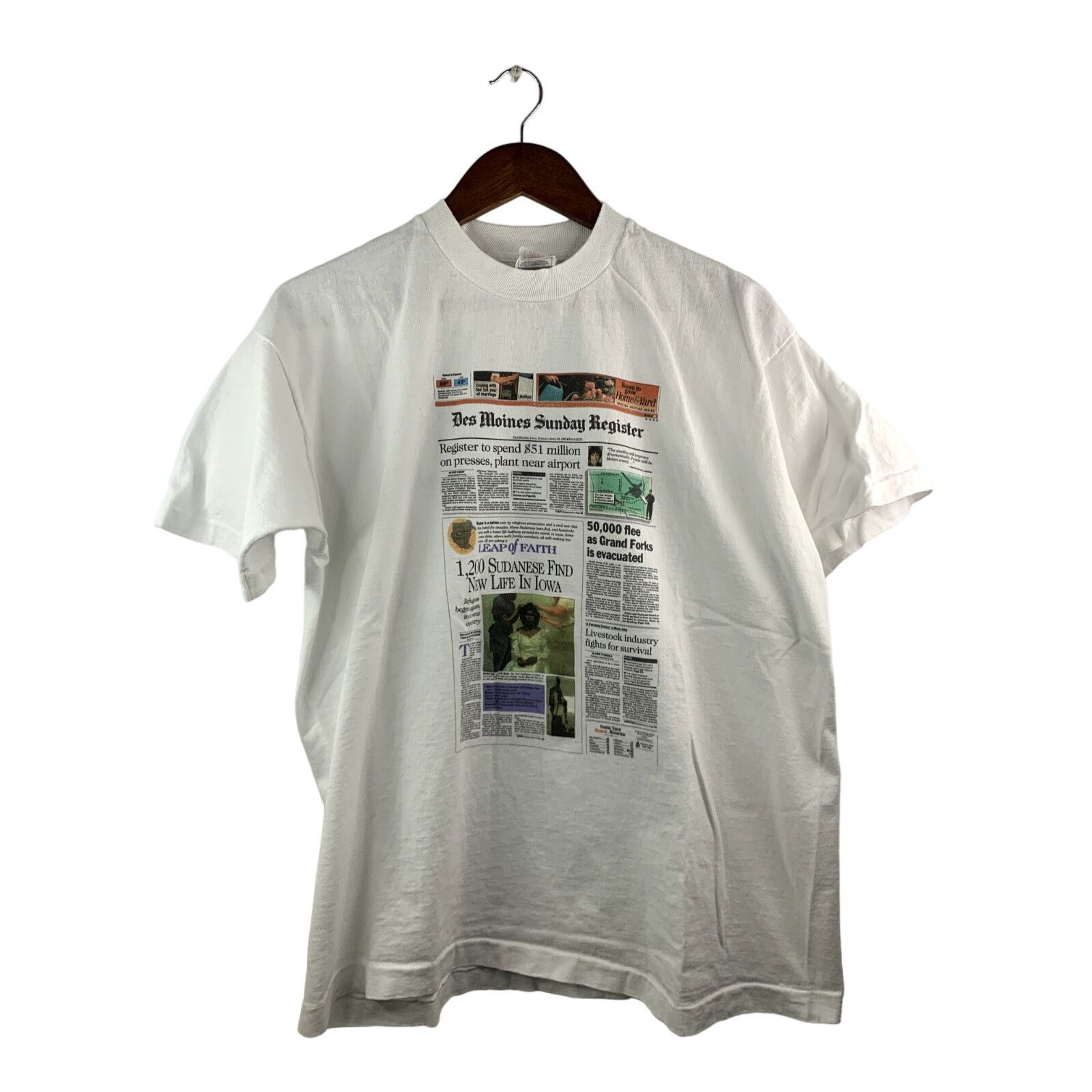 Fruit Of The Loom Vintage Des Moines Shirt Newspaper Sunday Register White XL Size US XL / EU 56 / 4 - 1 Thumbnail