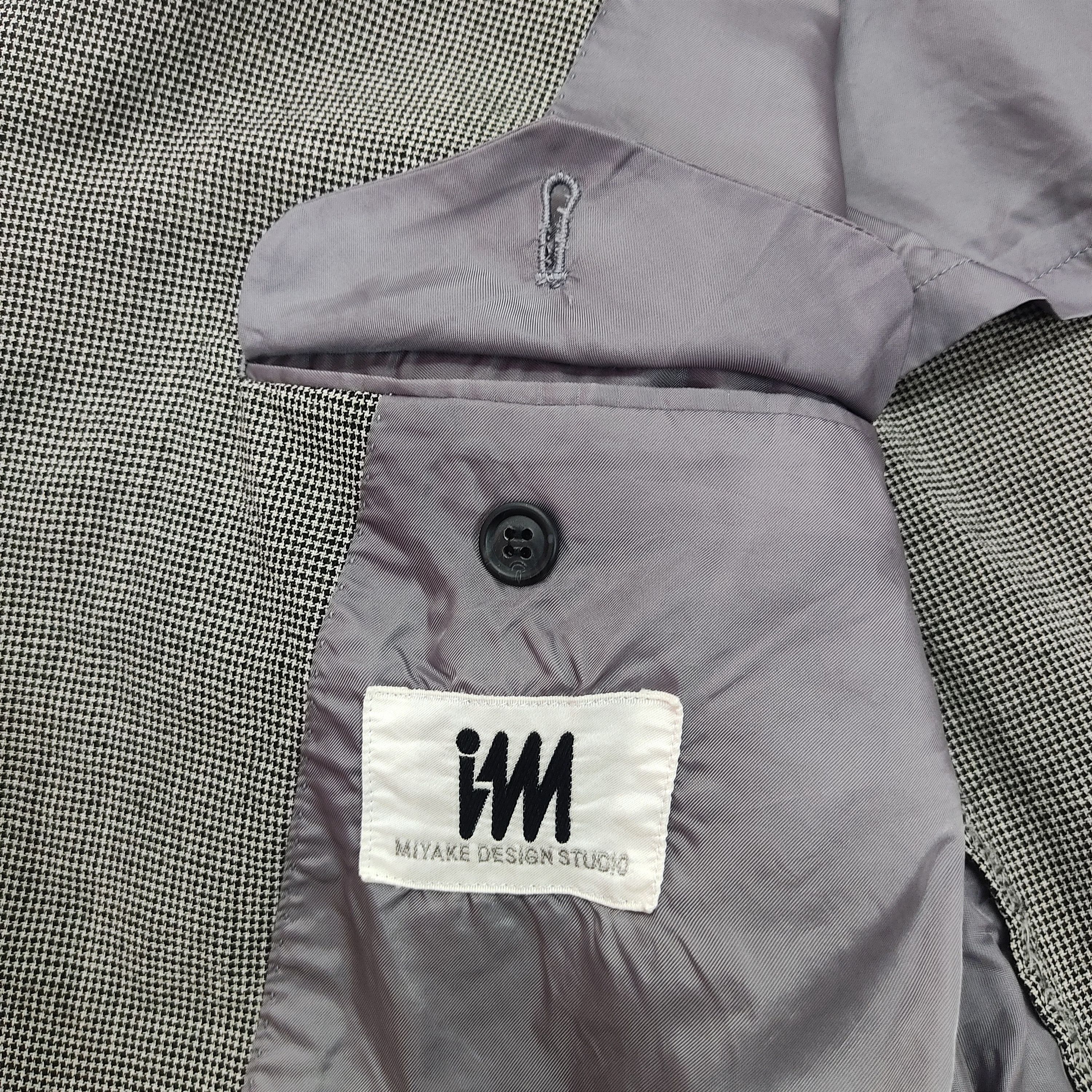 Issey Miyake × Vintage IM MIYAKE Studio Design Checkered Wool Blazer Coat Size US M / EU 48-50 / 2 - 7 Thumbnail
