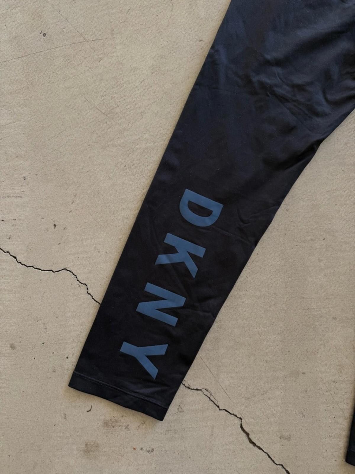 DKNY DKNY Sport / Logo Fitness High Rise Leggings / black Size 36" / US 14 / IT 50 - 2 Thumbnail