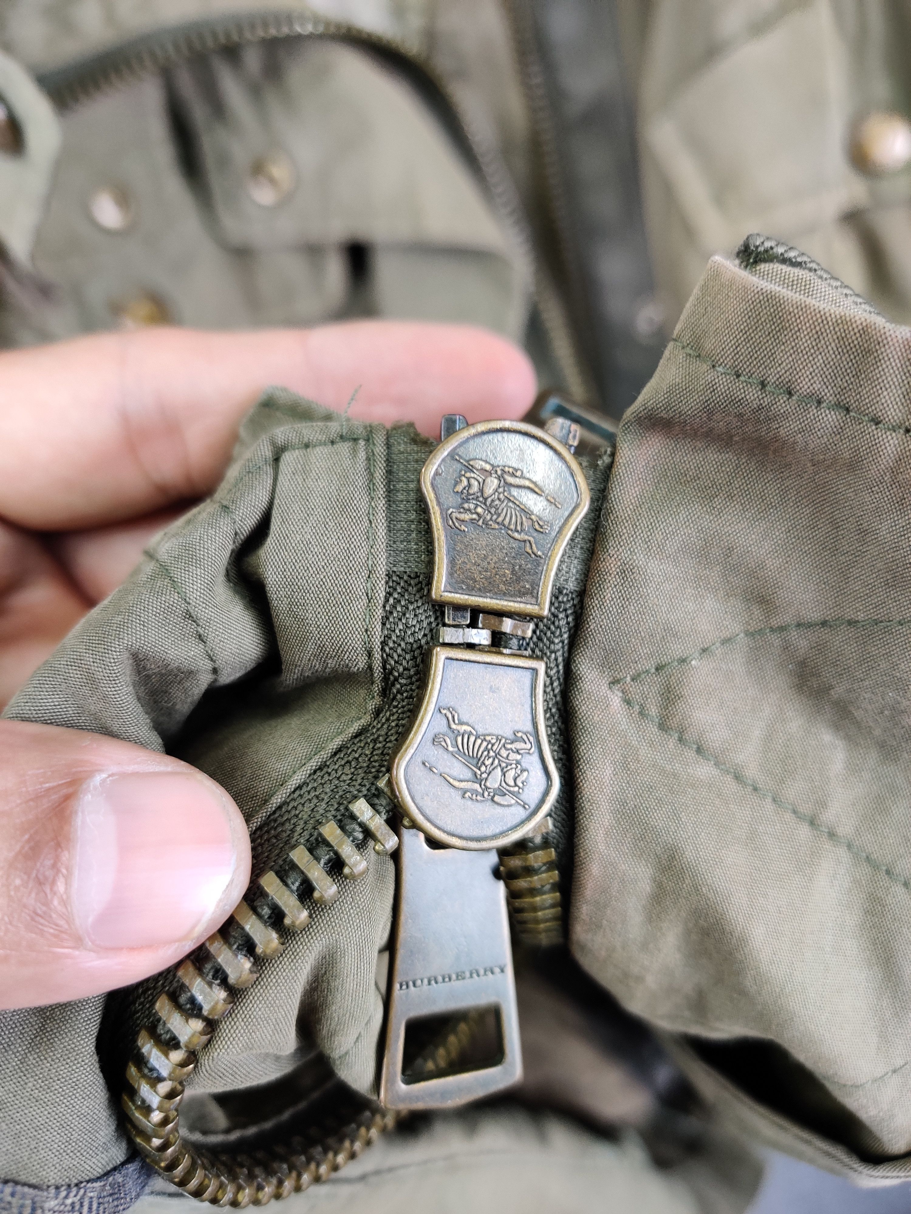 Burberry Rare 🔥 Vintage Burberry Brit Military Jacket Olive Green Size US M / EU 48-50 / 2 - 18 Thumbnail