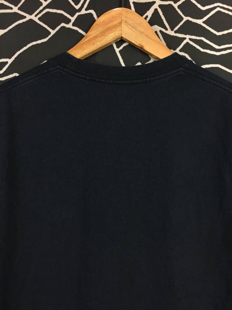 Uniqlo Uniqlo Rough Trade The World of Record Stores Tee Size US S / EU 44-46 / 1 - 5 Thumbnail