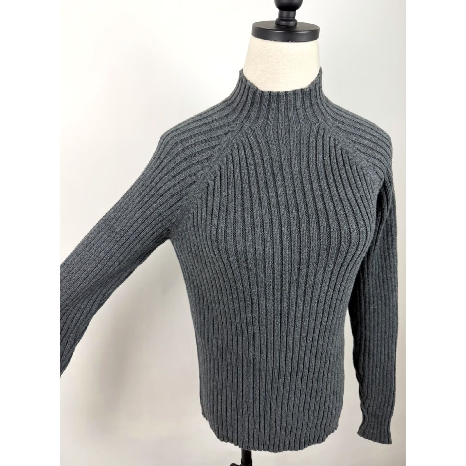 Vintage VINTAGE St. John's Bay Sweater Shirt Womens S Raglan Mock Neck Charcoal Gray Cotton Pullover 80s 90s Grunge Retro Womens Size S / US 4 / IT 40 - 4 Thumbnail