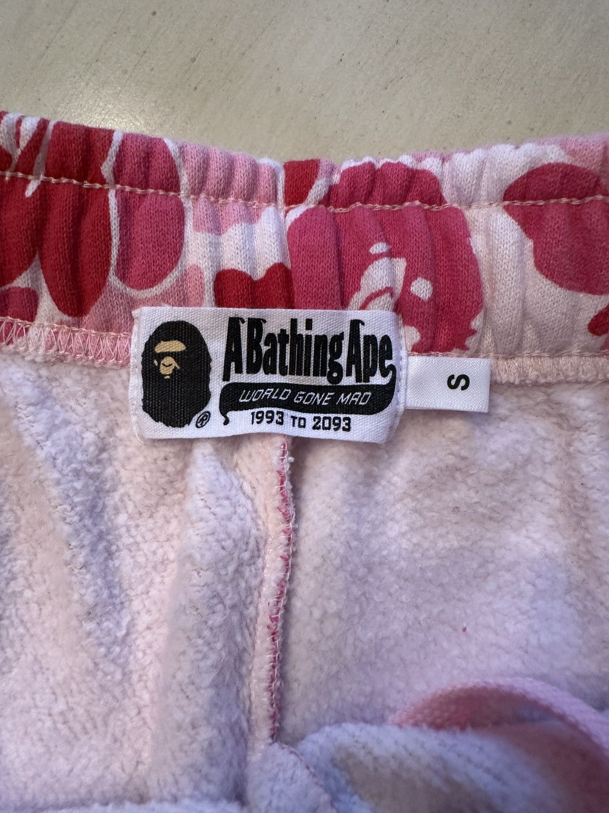 Bape Bape ABC Camo Shark Sweat Shorts Pink Size US 30 / EU 46 - 3 Thumbnail