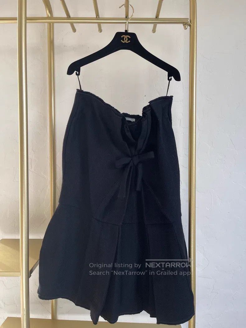 Prada Prada 25 autumn and winter bow skirt Size XS / US 0-2 / IT 36-38 - 1 Thumbnail