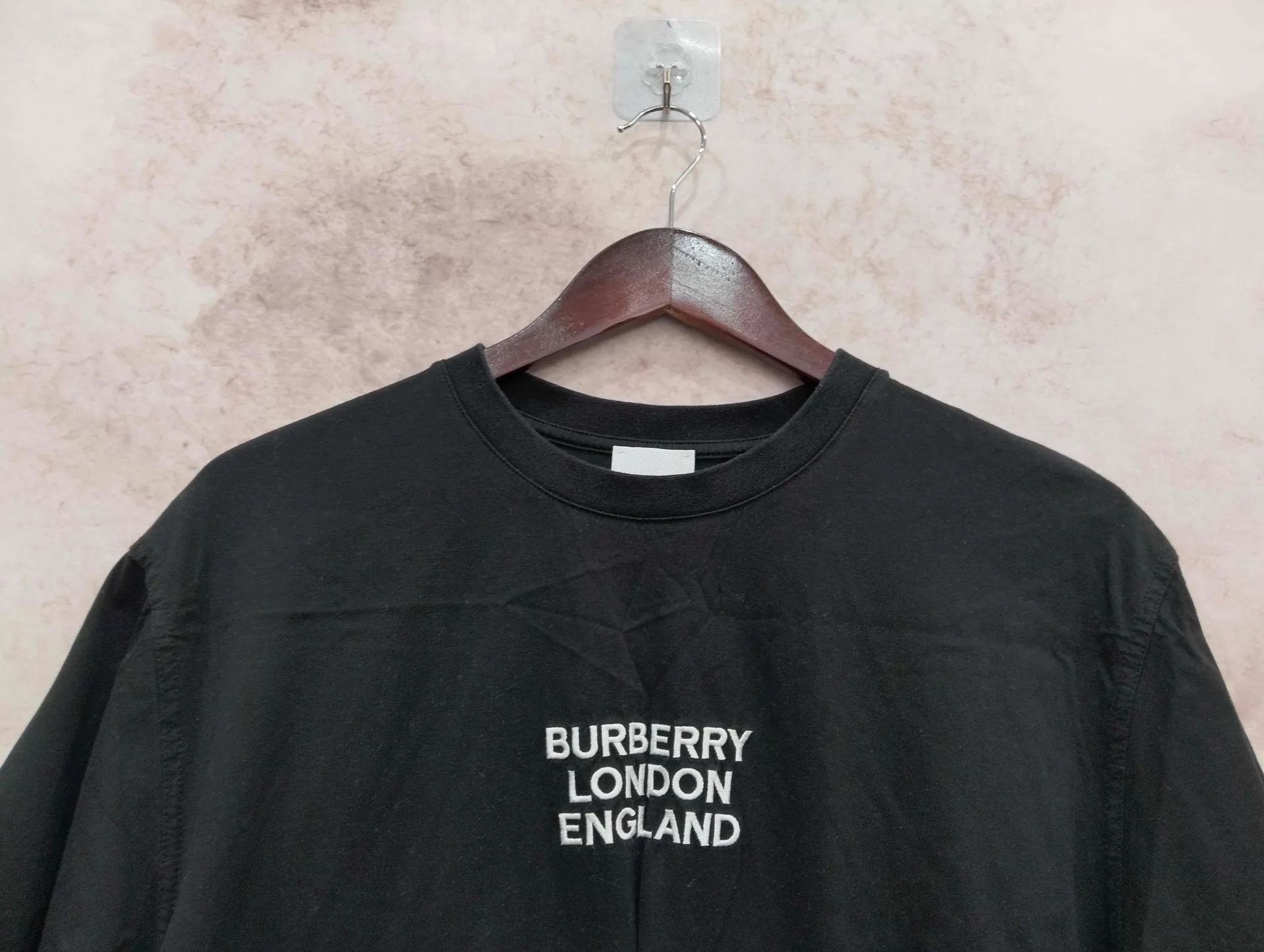 Burberry Burberry Embroidered Logo Oversized Cotton T M 95 New Size M / US 6-8 / IT 42-44 - 3 Thumbnail