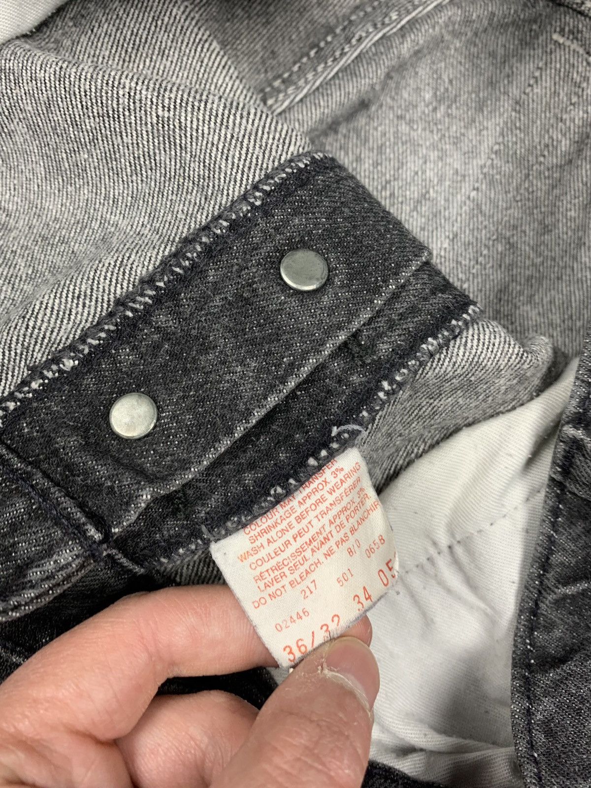 Levi's Vintage Levi’s 501 Red Tab Stonewashed Jeans Men’s Sz 36/32 Size US 36 / EU 52 - 12 Thumbnail