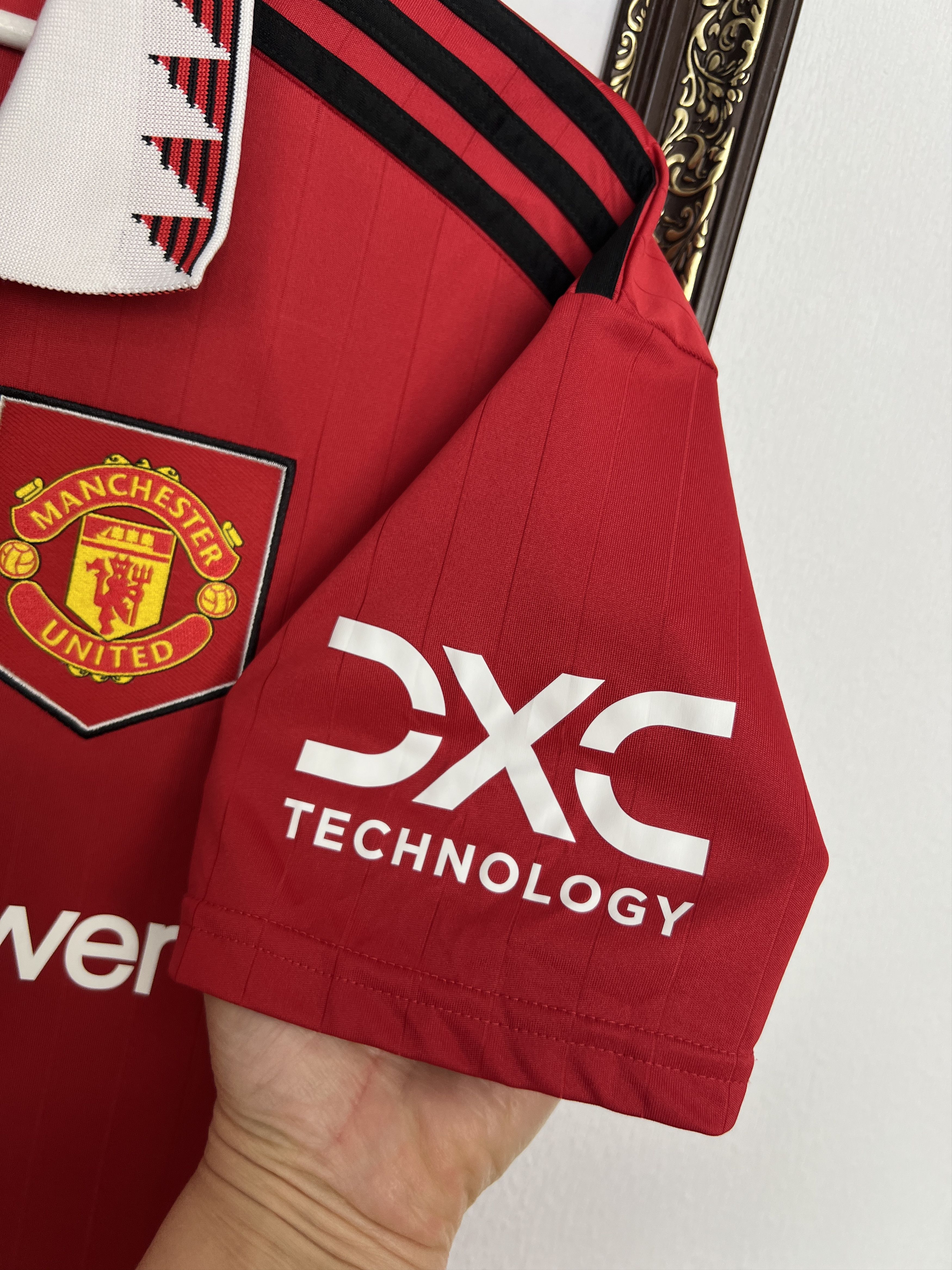 Adidas Manchester United Home football shirt Soccer Jersey Trikot Size US M / EU 48-50 / 2 - 4 Thumbnail