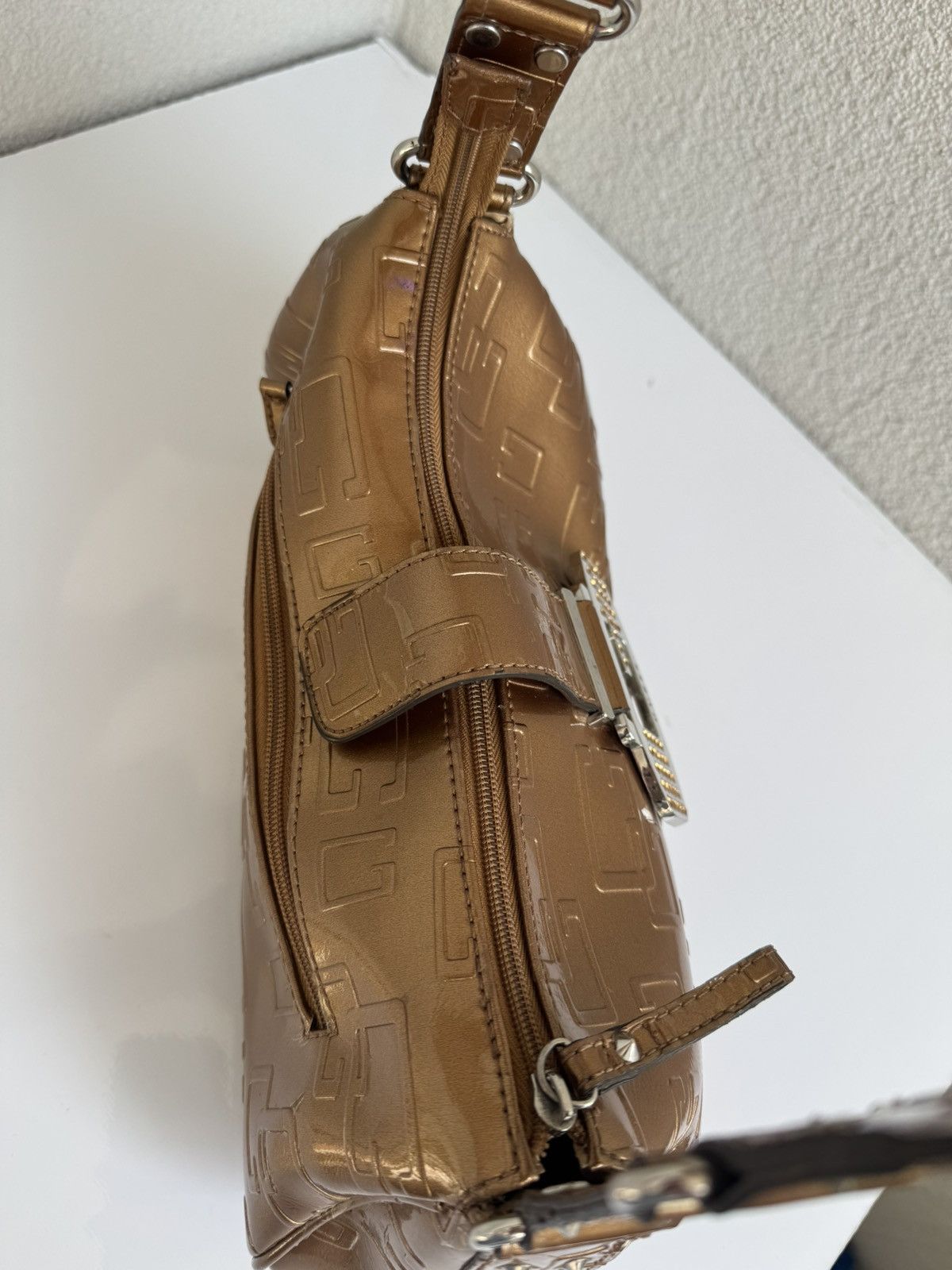 Guess Vintage Guess Monogram Shoulder Bag Y2K Baguette Size ONE SIZE - 6 Thumbnail