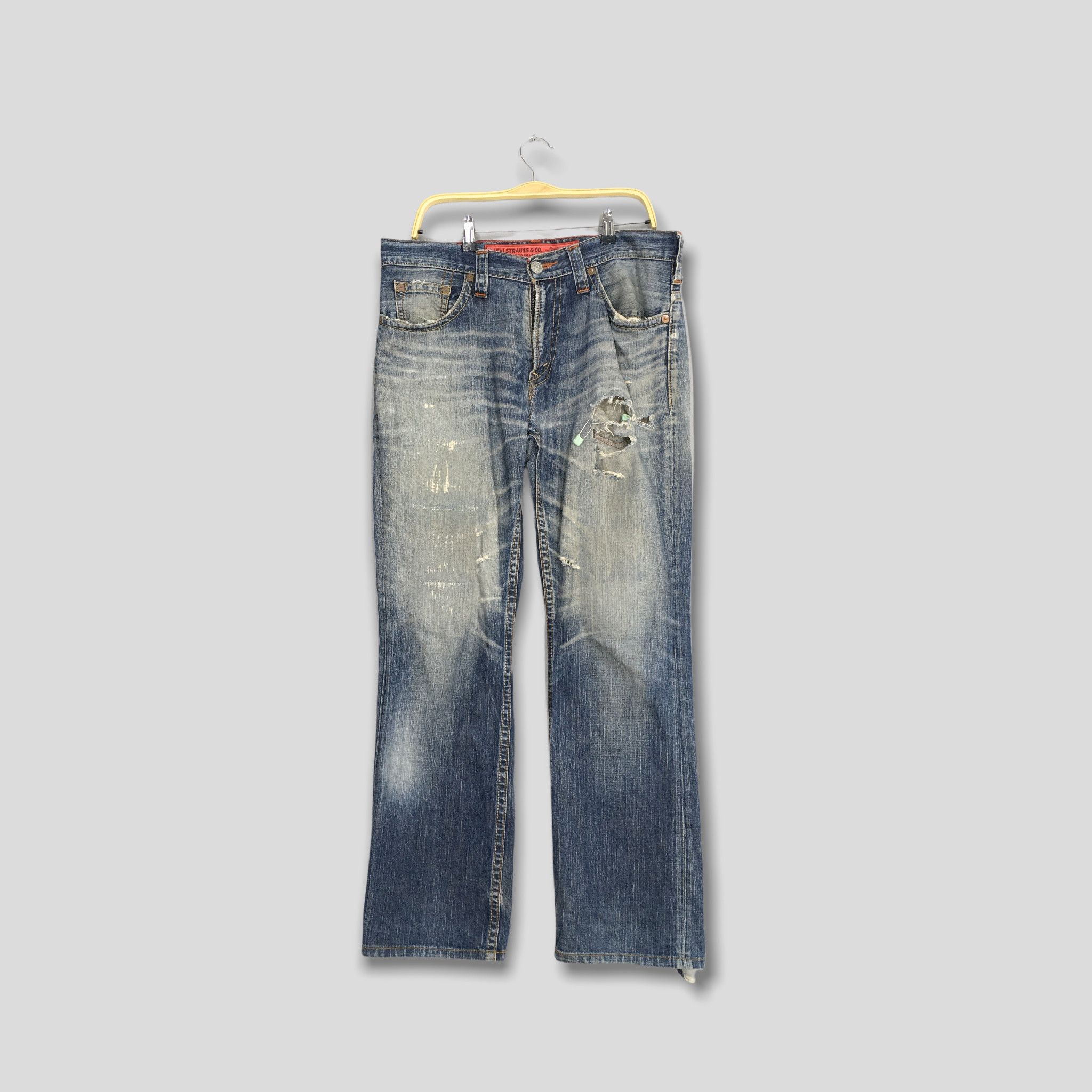 Image of Jean x Levis Size 36X31 Vintage Levi's 507 Bootcut Flare Denim Distressed in Blue, Men's