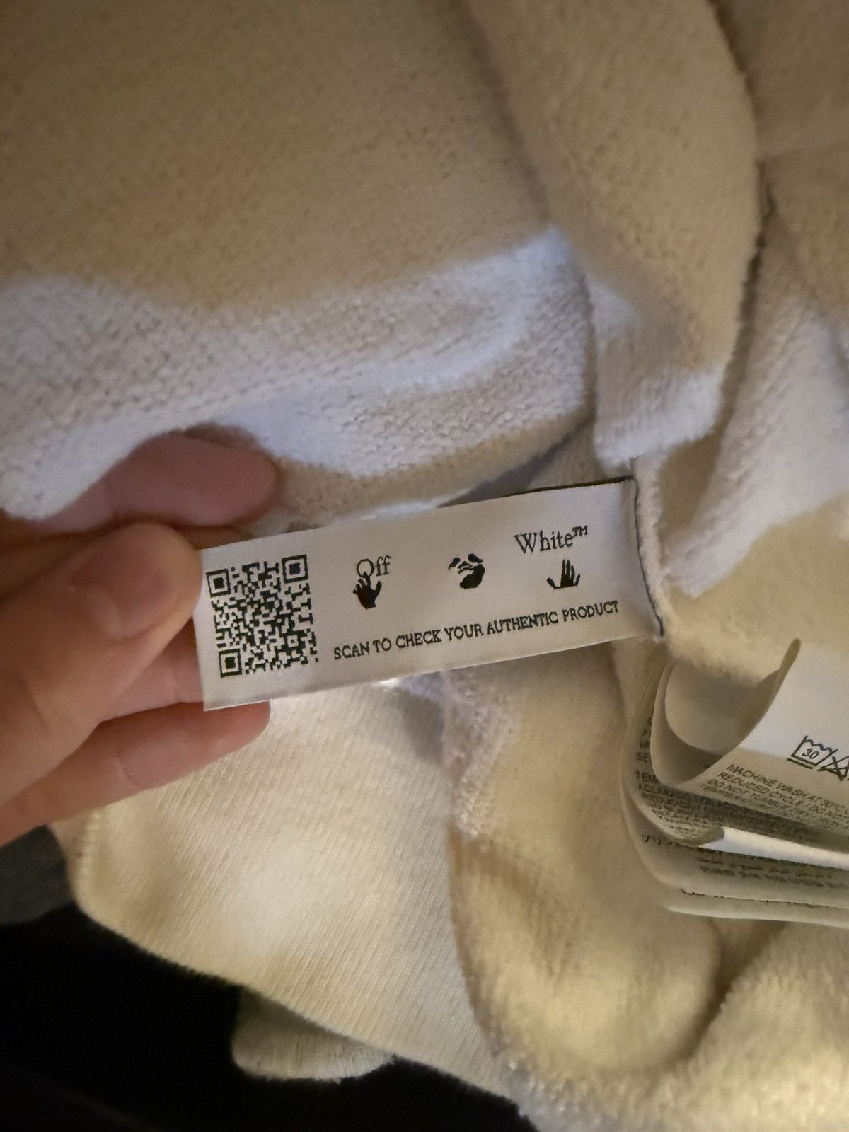 Off-White OFF WHITE “Seasonal” tbh idk what it is Size US L / EU 52-54 / 3 - 11 Thumbnail