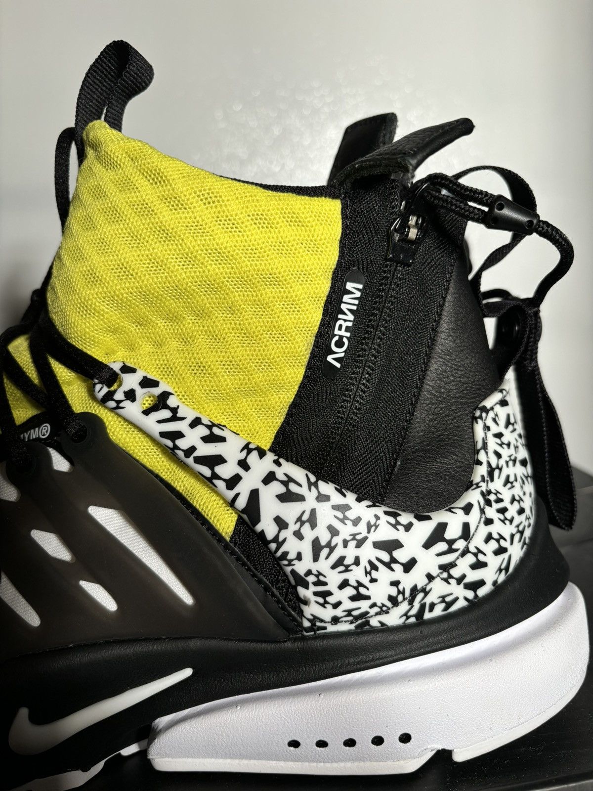 Acronym × Nike AIR PRESTO MID / ACRONYM Size US 12 / EU 45 - 6 Thumbnail