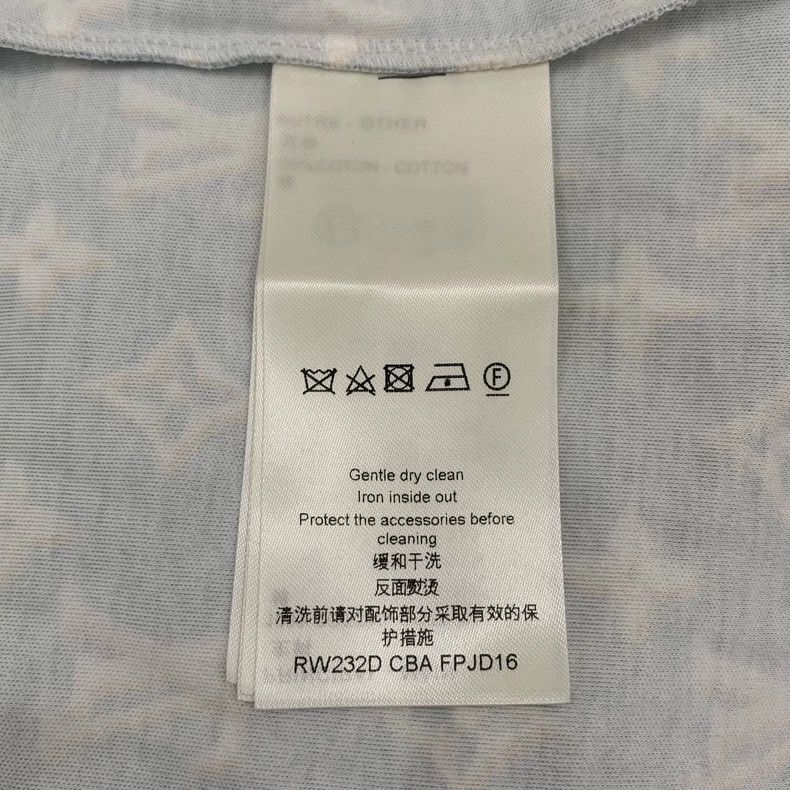 Louis Vuitton Louis Vuitton Light blue cotton round-necked short-sleeved Size XS / US 0-2 / IT 36-38 - 7 Thumbnail