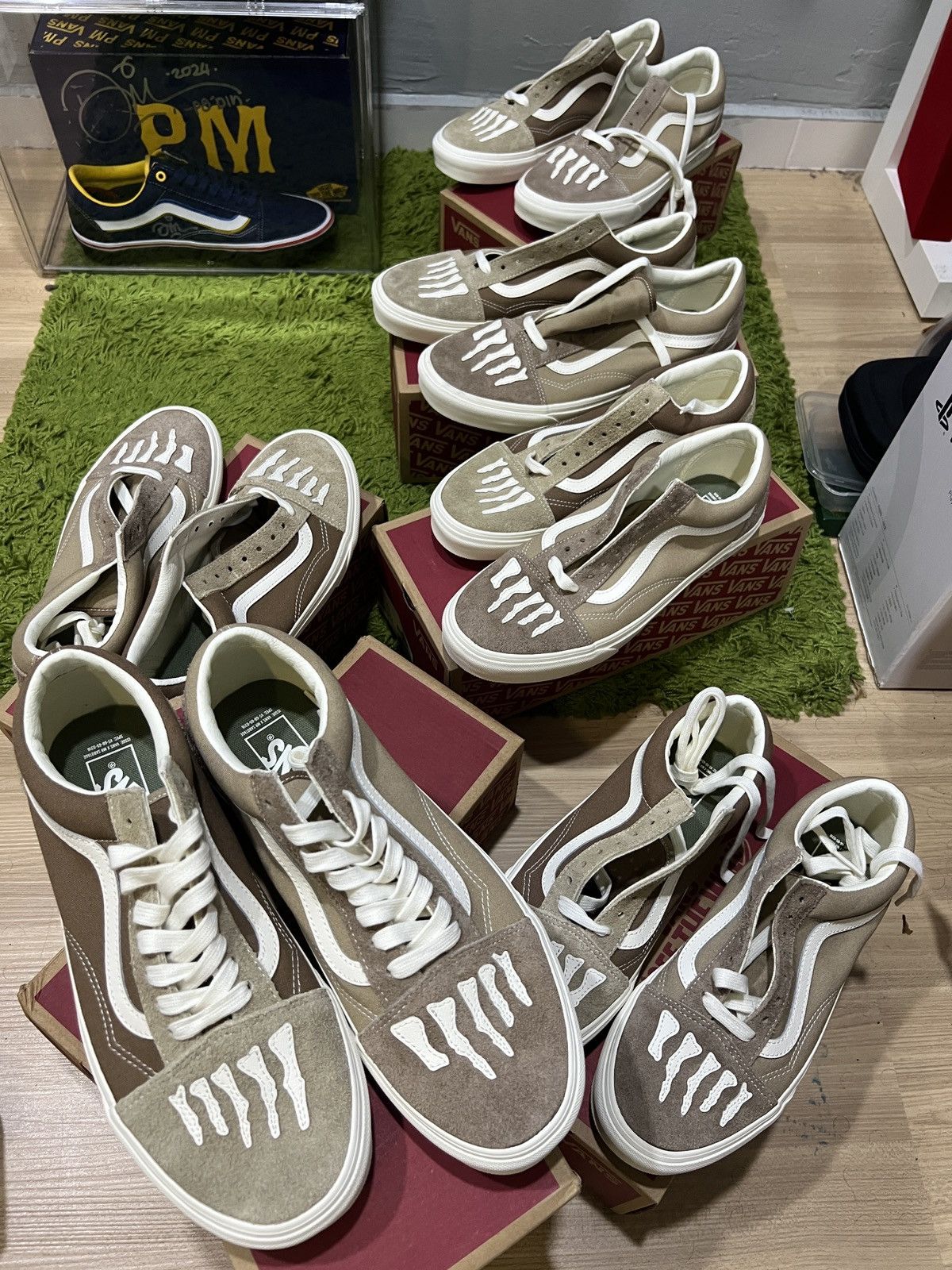 SBTG × Vans Vans sbtg Size US 10 / EU 43 - 2 Thumbnail