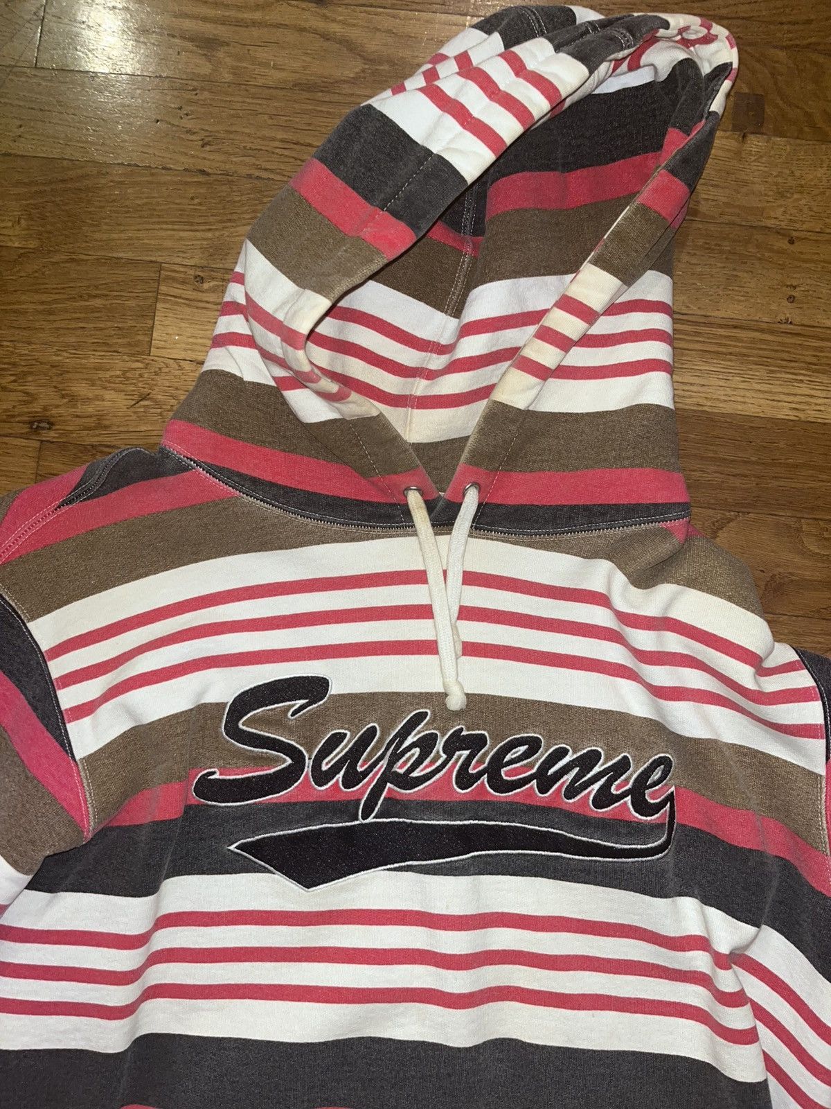 Supreme Supreme Stripe Logo Hoodie Size US M / EU 48-50 / 2 - 3 Thumbnail