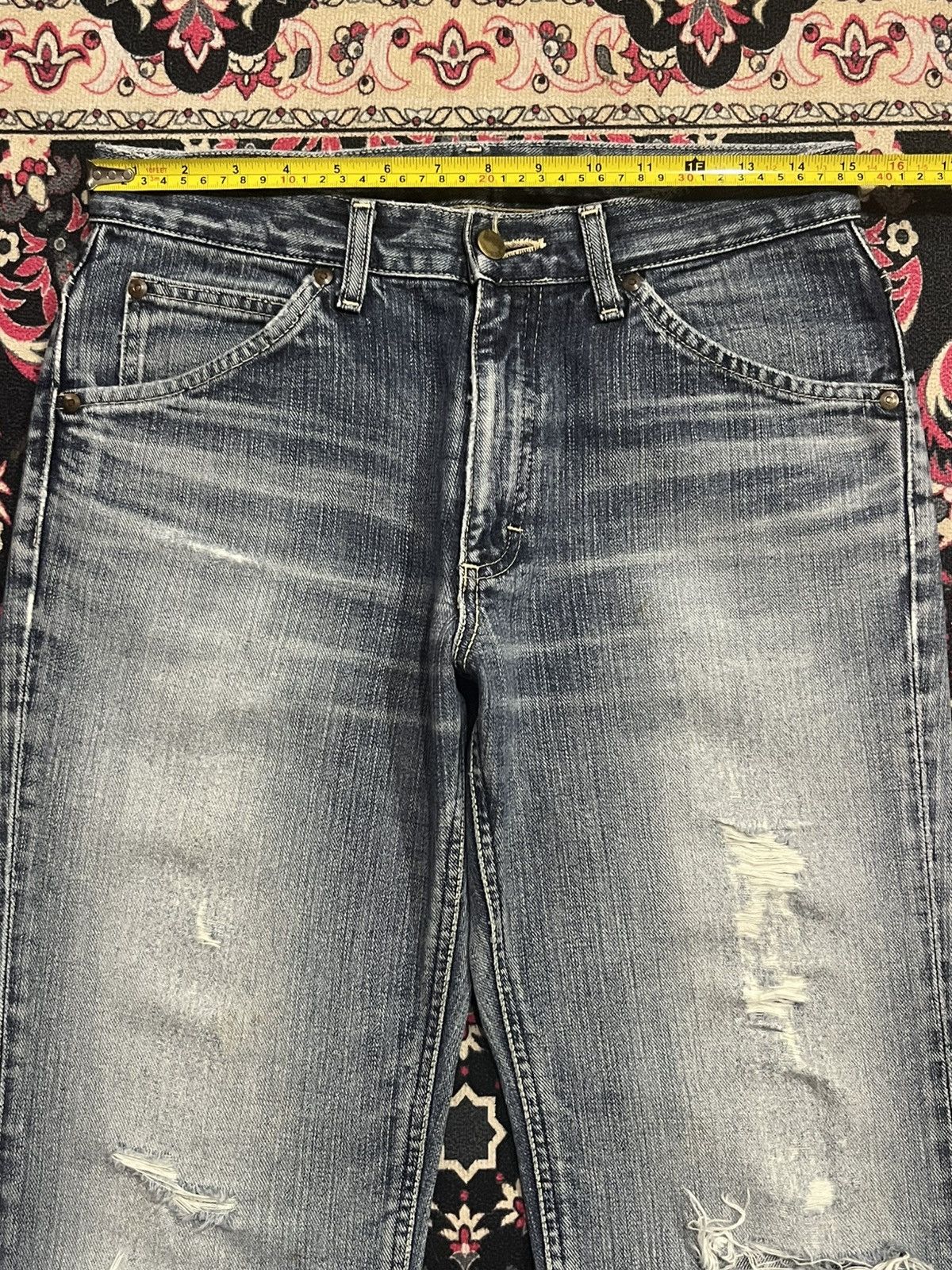 Lee ⚡️Flare⚡️Vintage Lee Riders Made in Japan Distressed Blue Jean Size US 30 / EU 46 - 13 Thumbnail