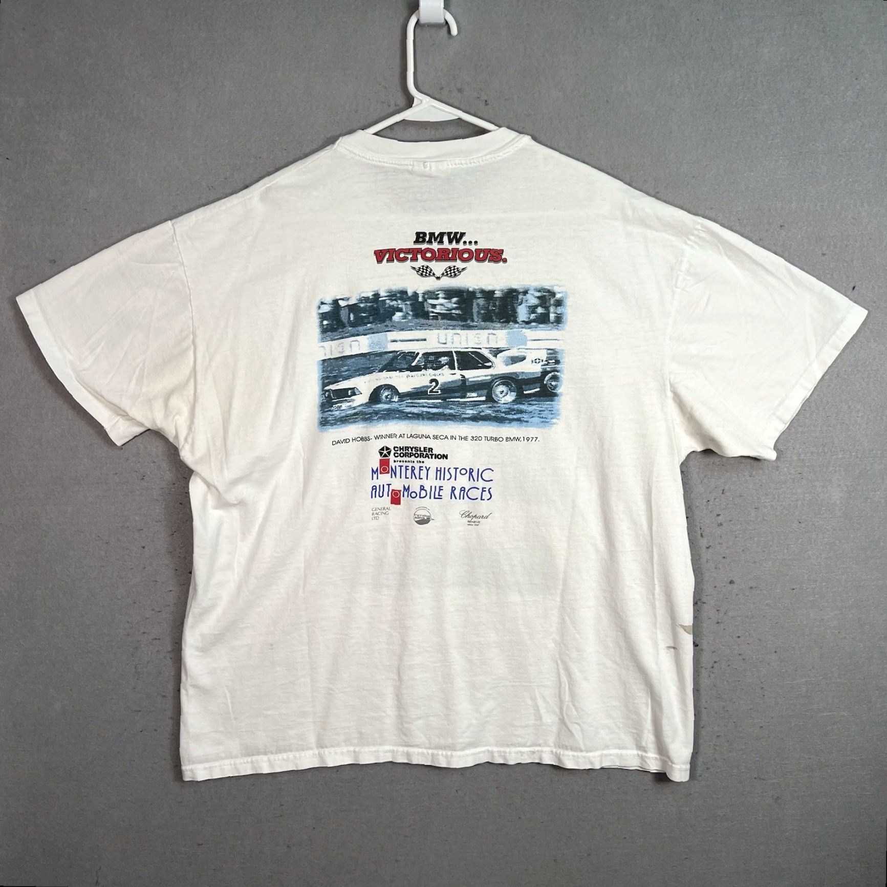 Hanes VINTAGE 1990s BMW CSL Art Car T-Shirt Men's 2XL White Graphic Tee Sportswear Size US XXL / EU 58 / 5 - 2 Thumbnail