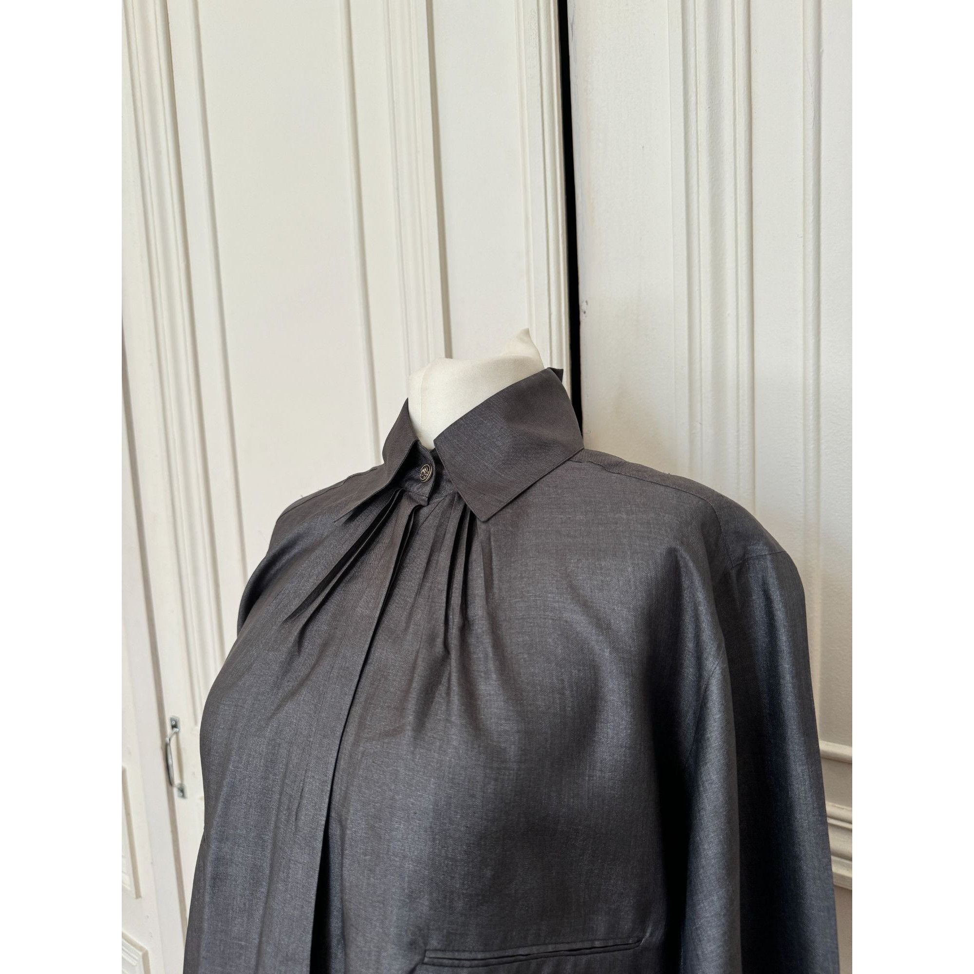 Chanel Grey Pleated Silk Blouse Size XS / US 0-2 / IT 36-38 - 3 Thumbnail