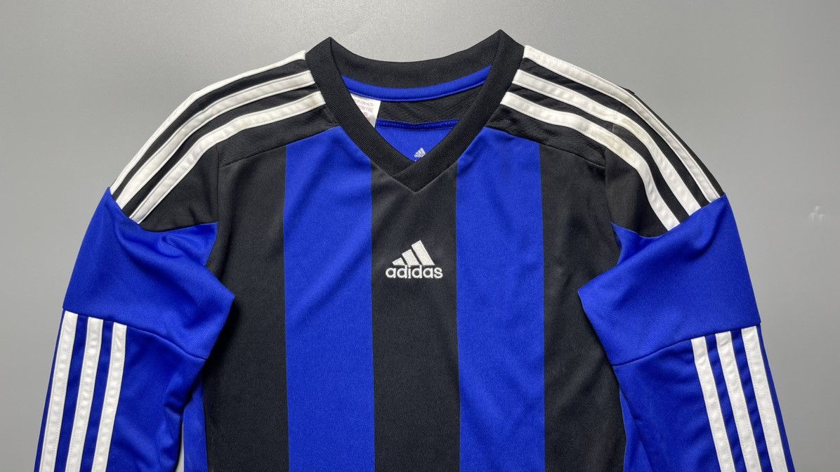 Vintage ADIDAS SOCCER FOOTBALL LONG SLEEVE JERSEY 9-10 Y SIZE Size US XXS / EU 40 - 2 Thumbnail