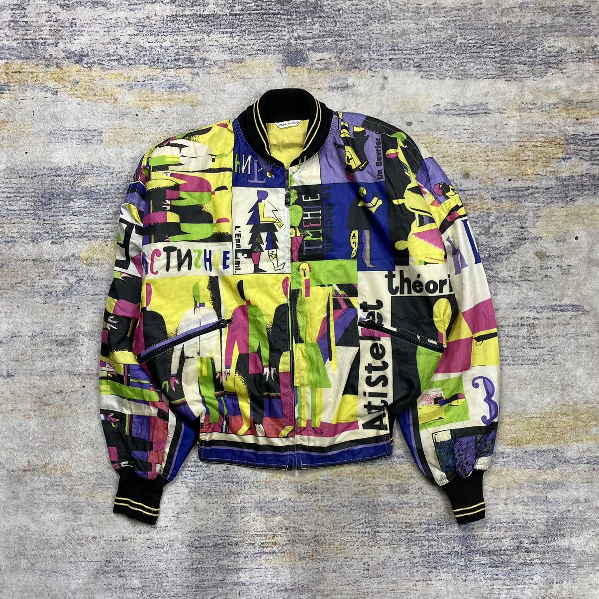 Versace vintage 90s gianni versace all over print bomber jacket Size S / US 4 / IT 40 - 1 Thumbnail
