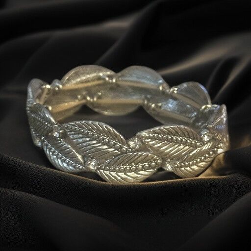 Other Silver tone leaves stretch bracelet Size ONE SIZE - 1 Thumbnail
