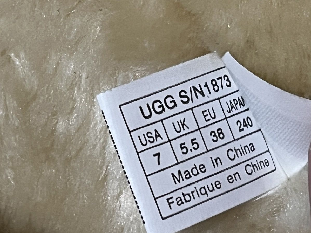 Designer × Ugg Bailey Button Triplet II Boot Size US 7 / IT 37 - 5 Thumbnail
