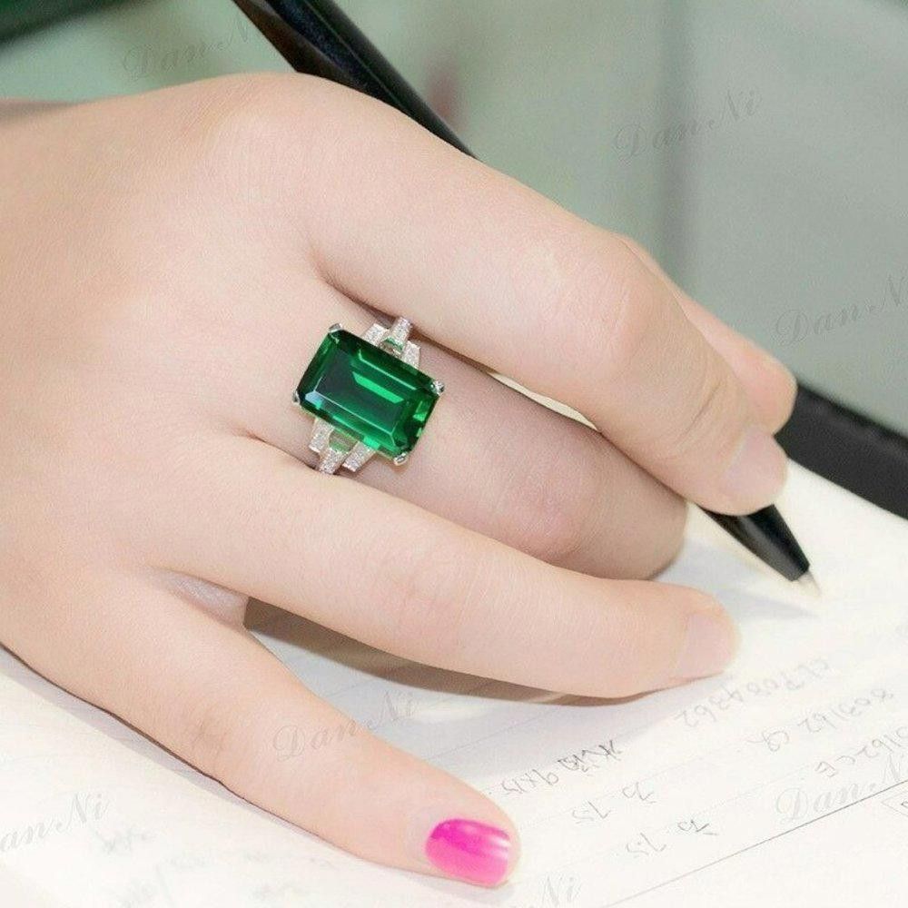 Designer Sterling Silver Big Emerald Green Rectangle Ring - Size 7 Size ONE SIZE - 4 Thumbnail