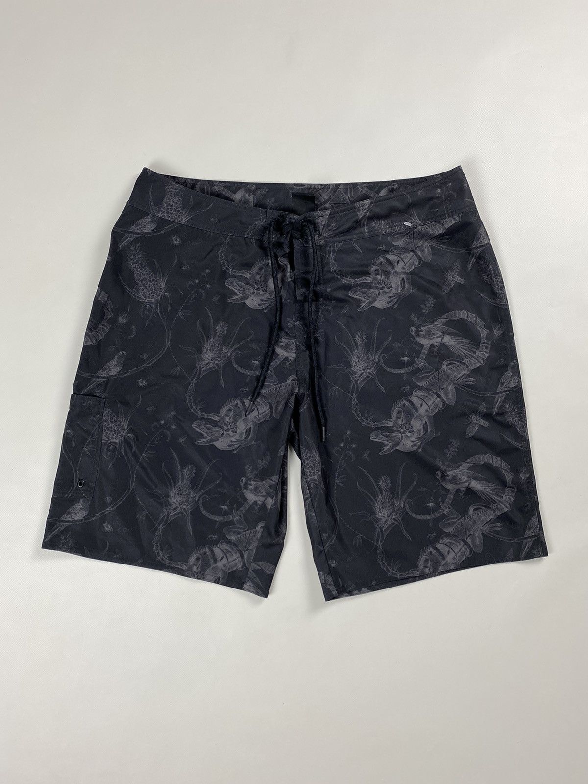 Nike Nike ACG men’s patterned shorts size 38 / XXL Size US 38 / EU 54 - 1 Thumbnail