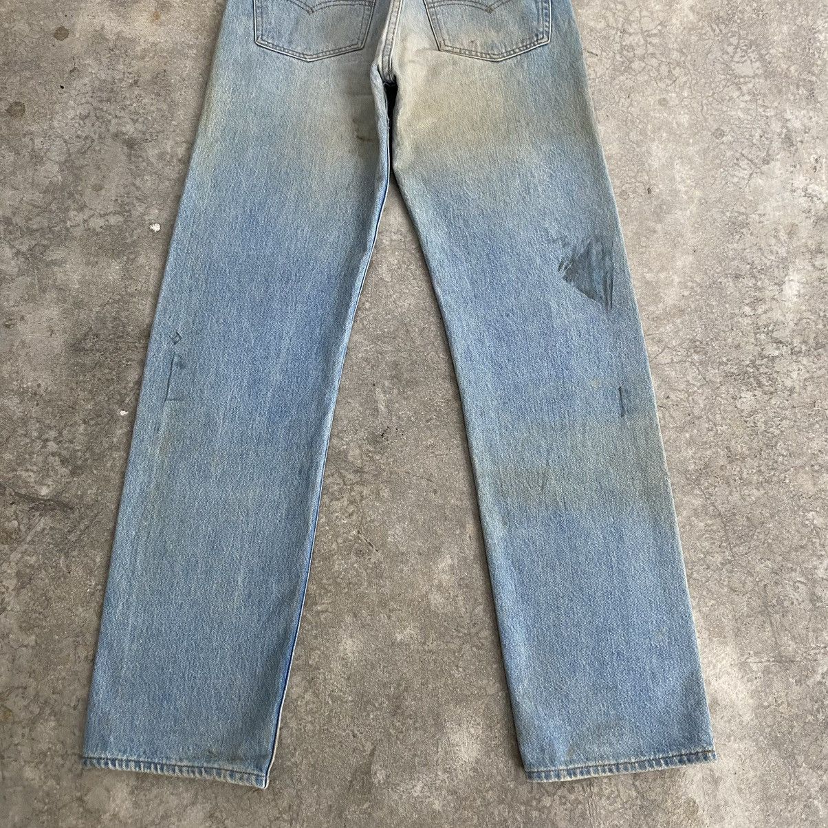 Levi's Size 30x32 Vintage 1991 Levis 501 Light Blue Dirty Jeans Size US 30 / EU 46 - 14 Thumbnail