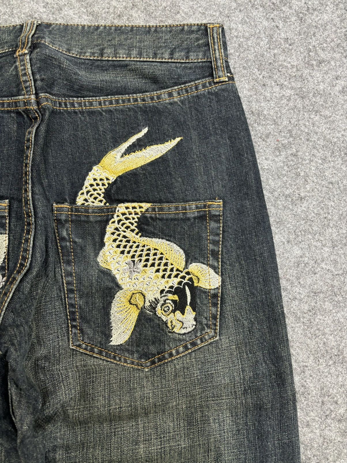 Designer 💥Japanese Brand Koi Fish Embroidery Double Pocket Denim F542 Size US 31 - 10 Thumbnail