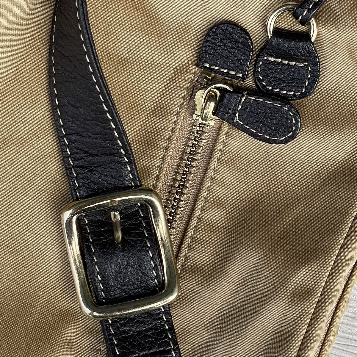 Japanese Brand × Leather JAPAN DESIGNER KITAMURA SLING BAG Size ONE SIZE - 11 Thumbnail