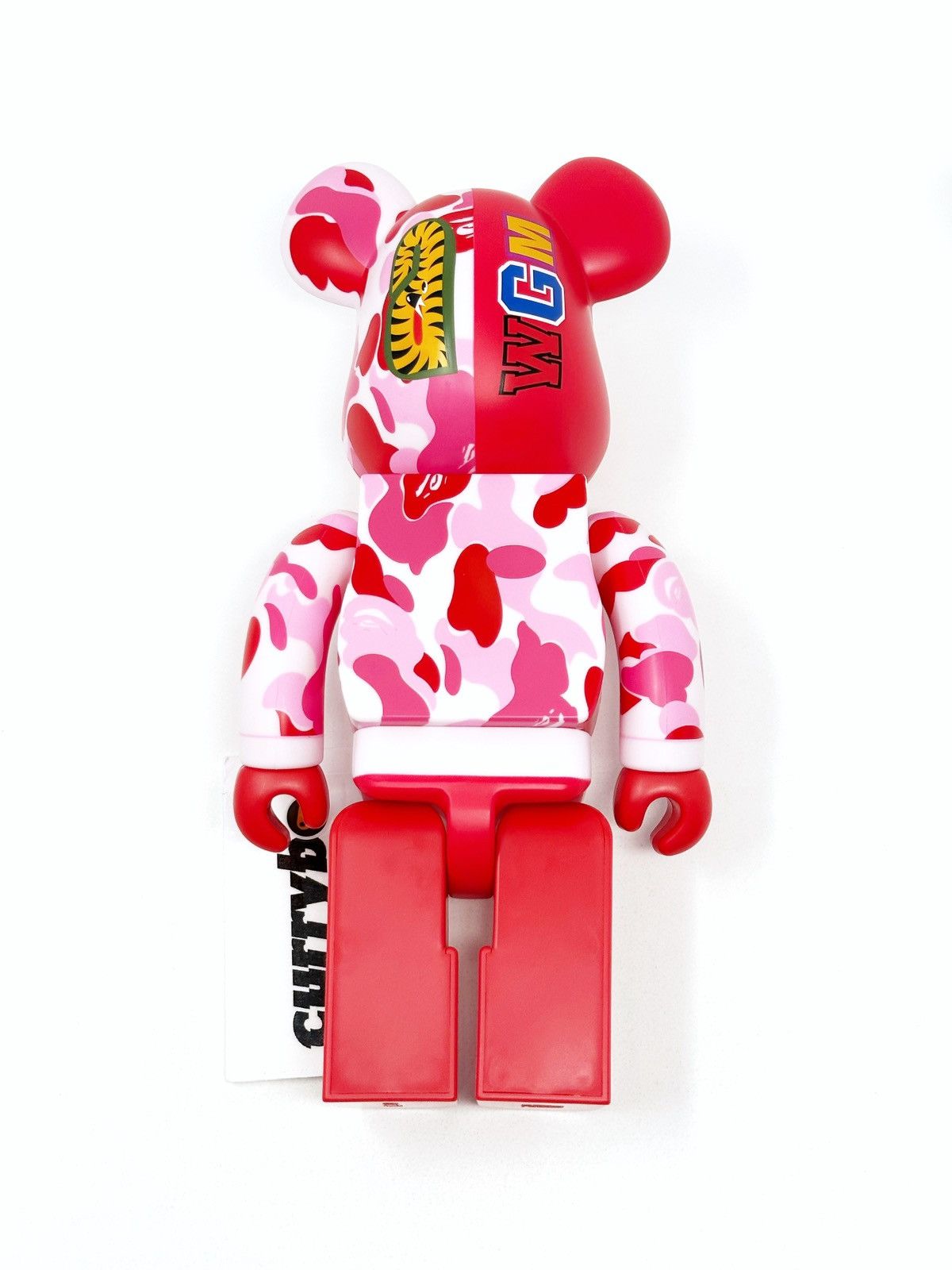 Bape Bearbrick x BAPE Camo Shark 400% Pink Size ONE SIZE - 5 Thumbnail