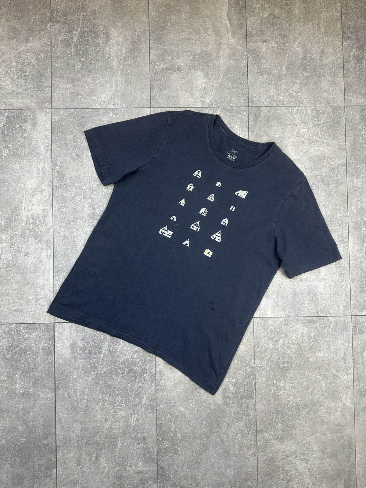 Other Arcteryx Vintage Overprint Logo Outdoor Tee Size US M / EU 48-50 / 2 - 2 Thumbnail