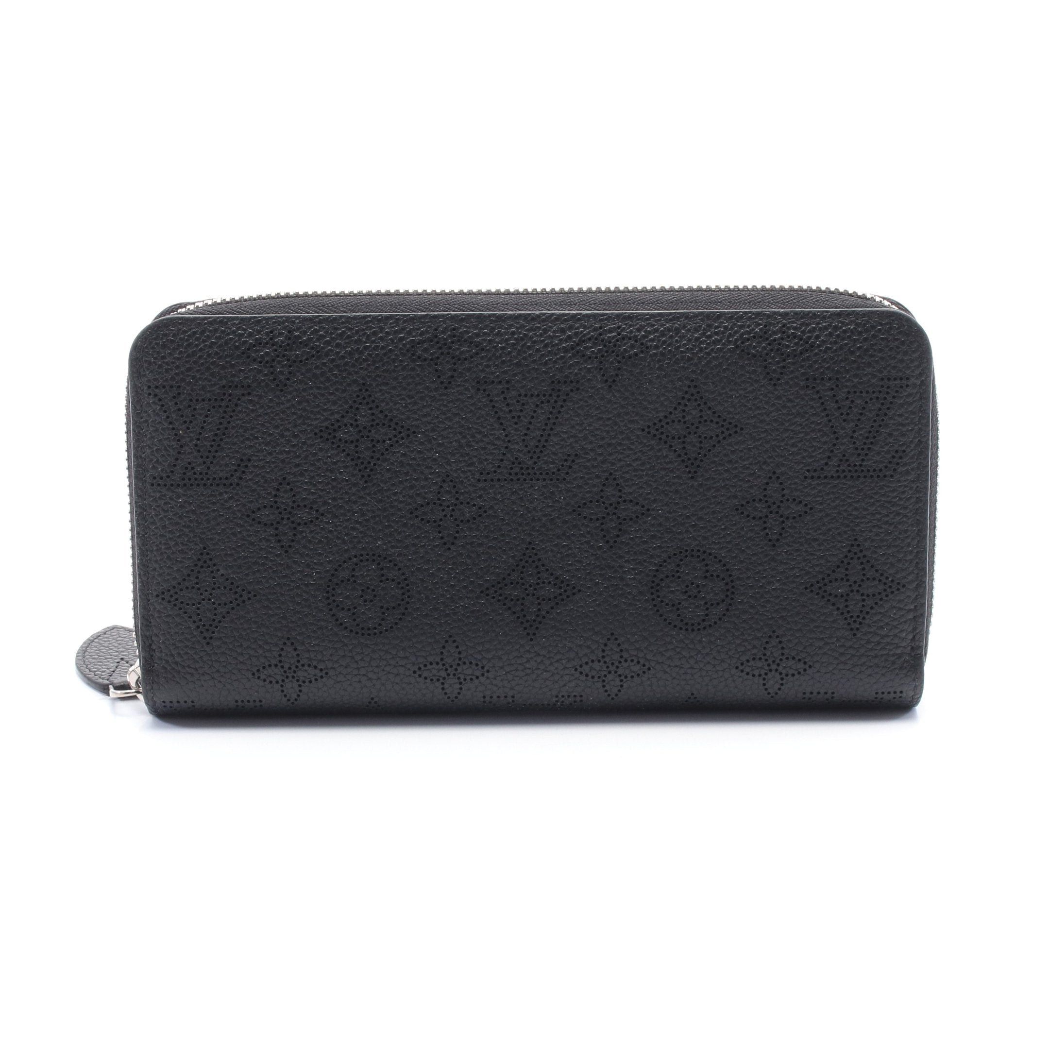 Louis Vuitton Louis Vuitton Zippy Wallet Mahina Noir Round Zipper Long Leather Black Size ONE SIZE - 1 Thumbnail