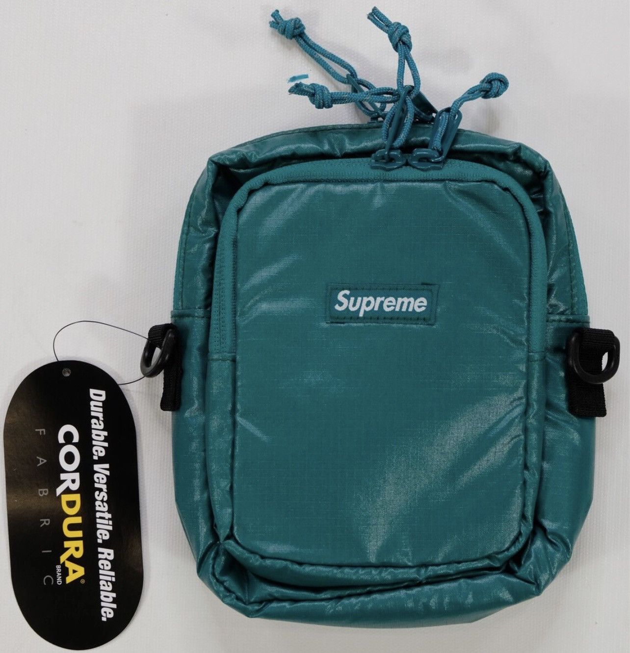 SUPREME Shoulder Bag