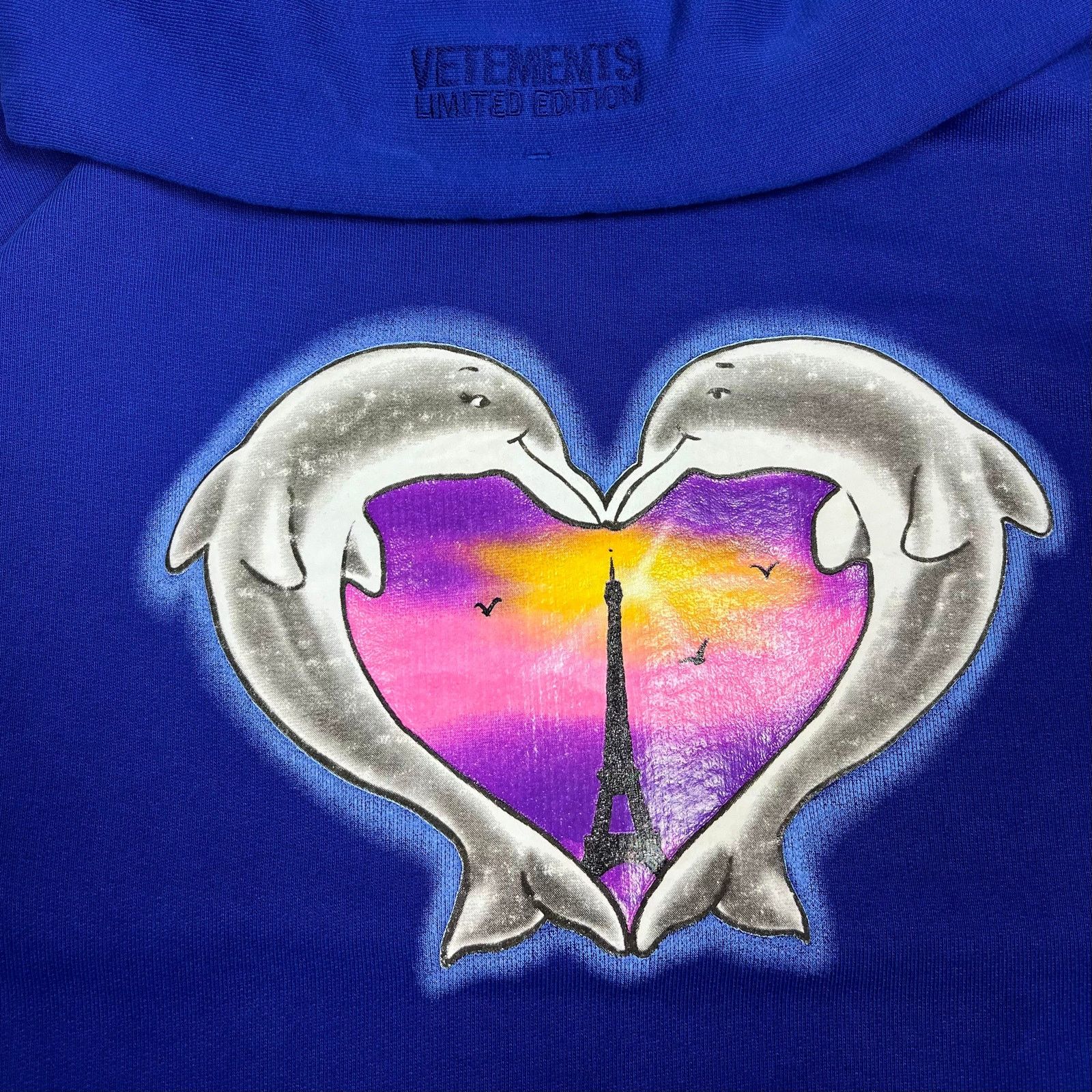 Vetements Vetements Blue Dolphins Heart Logo Hoodie Size US XXL / EU 58 / 5 - 6 Thumbnail
