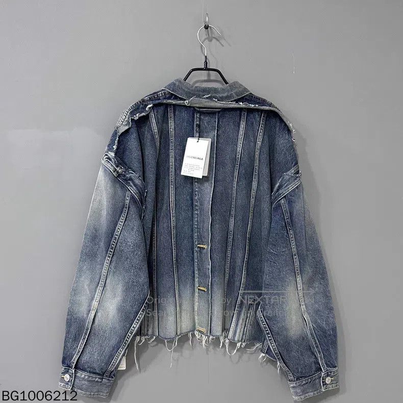 Balenciaga Balenciaga Deconstructed oversized lapel single-breasted f Size US S / EU 44-46 / 1 - 3 Thumbnail