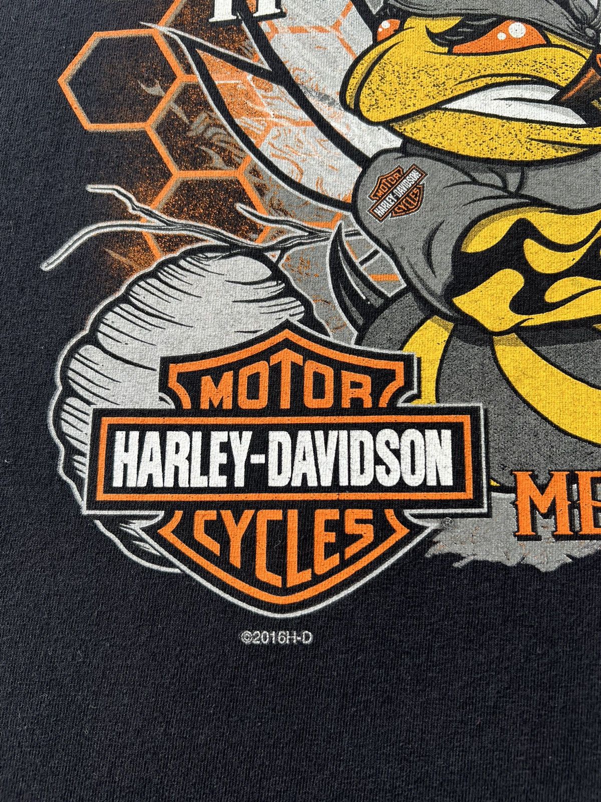 Harley Davidson Vintage 2016 Harley Davidson Bumblebee Stinger Black T-shirt Size US L / EU 52-54 / 3 - 15 Thumbnail