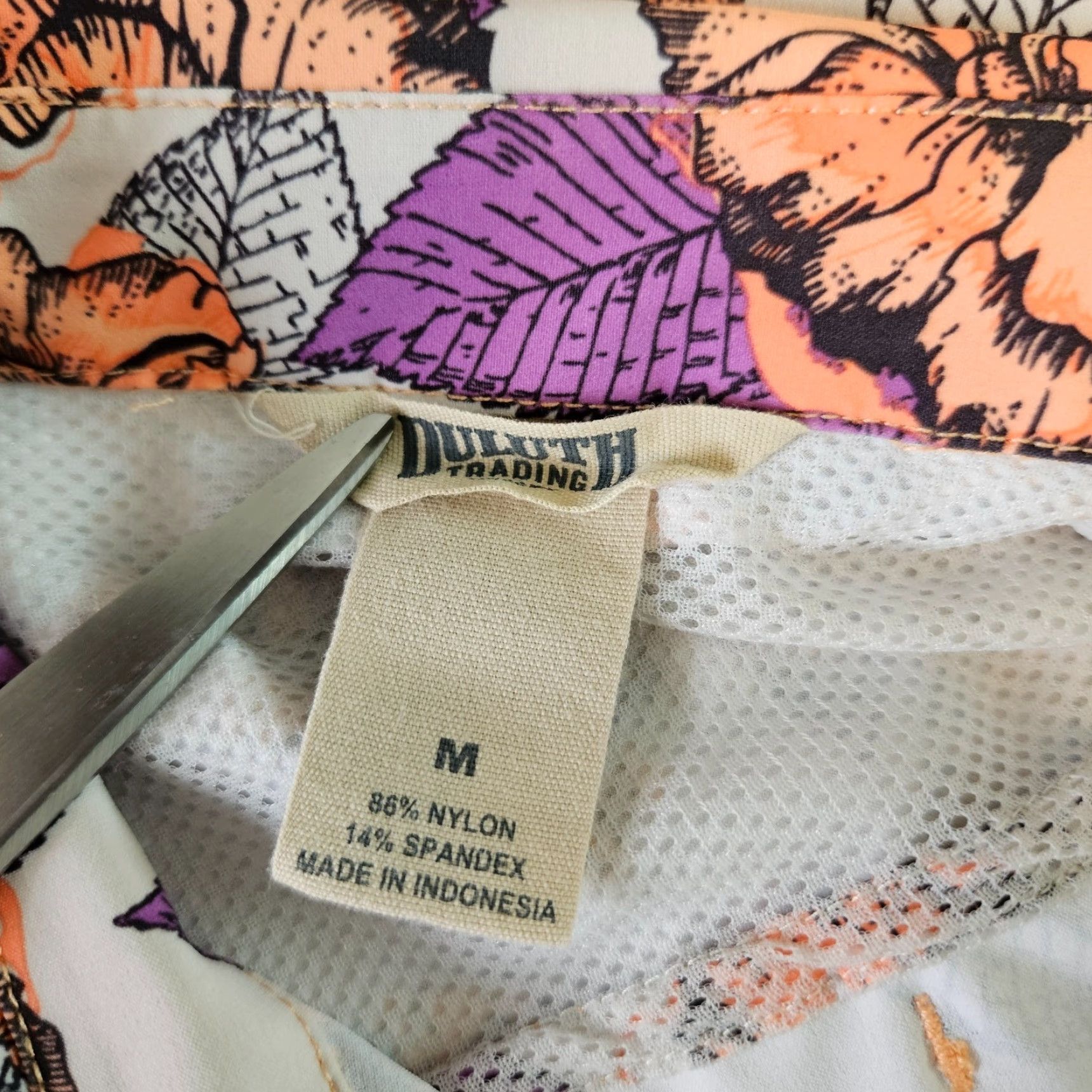 Vintage Duluth Womens Sidewinder Printed Gardening Shirt Sz M Purple Orange Floral Long Sleeve Button-Up Collared Pockets Size M / US 6-8 / IT 42-44 - 5 Thumbnail
