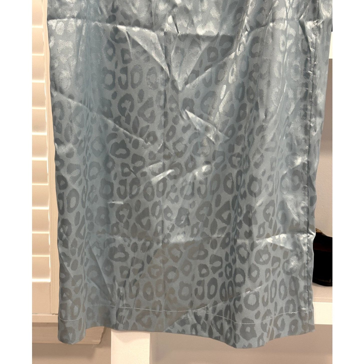 Other Something New Leopard Print Satin Blue Skirt Side Slit S NWT Size 31" - 7 Thumbnail
