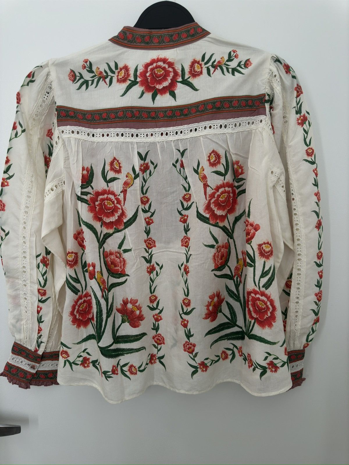 Farm Rio Farm Rio Ainika Floral Embroidered Shirt Size S / US 4 / IT 40 - 9 Thumbnail