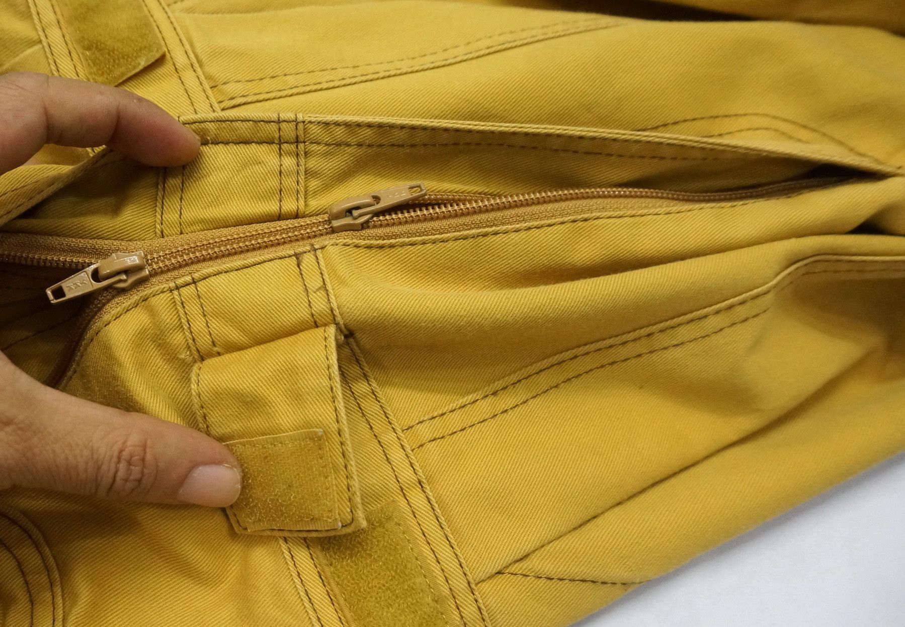 Japanese Brand Vintage TOYOTA Mustard Uniform coverall Size US 31 - 18 Thumbnail