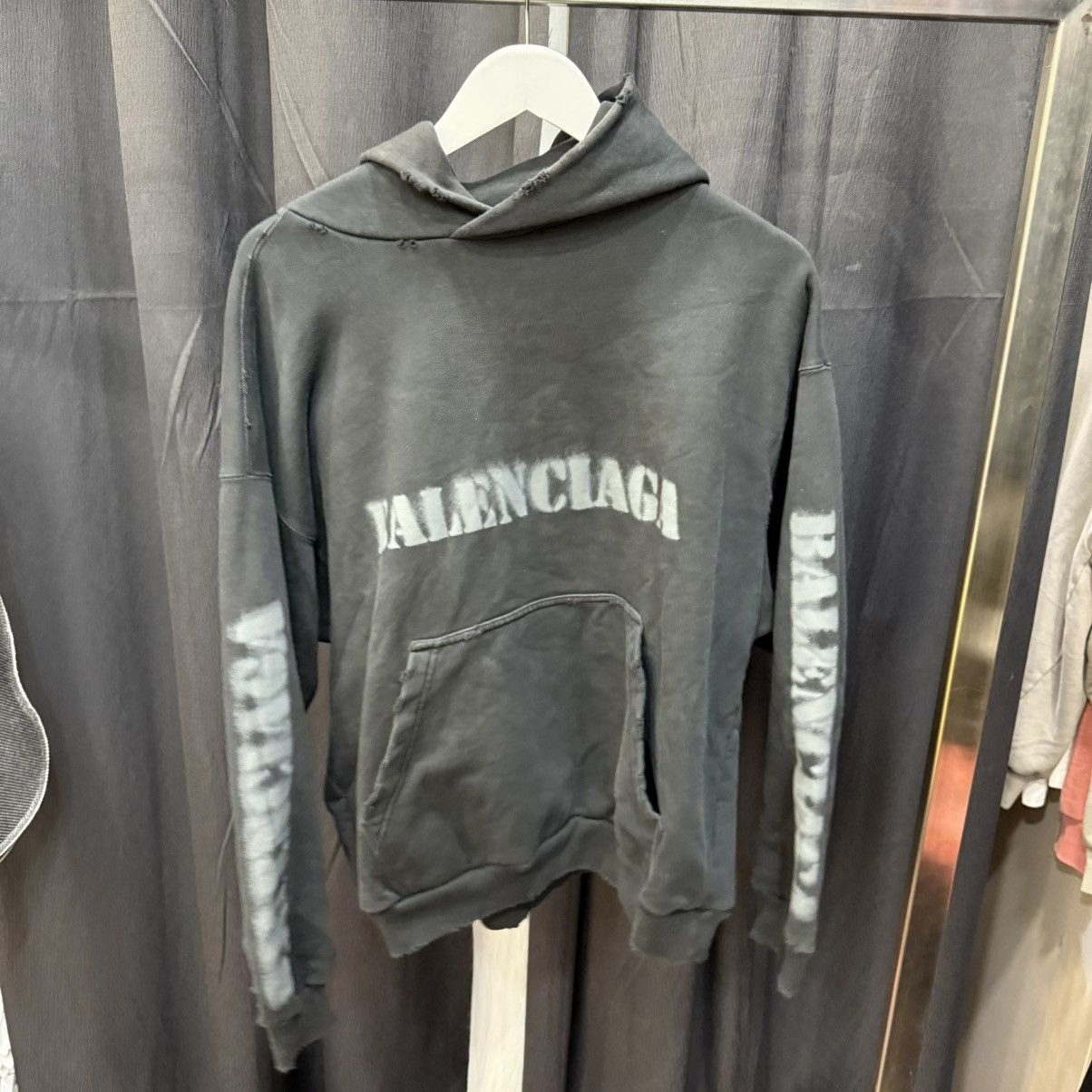 Balenciaga Balenciaga Stencil Type Hoodie Black Size US S / EU 44-46 / 1 - 1 Thumbnail