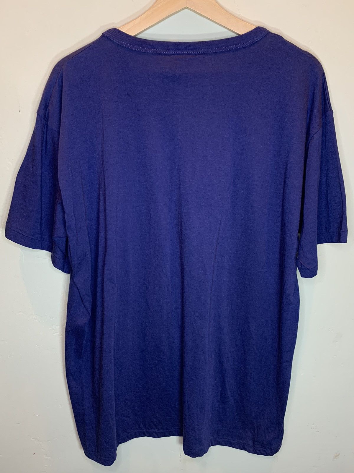 Vintage *RARE* Vintage 80’s Saint Moritz Flocked Sun Art T-Shirt Size US L / EU 52-54 / 3 - 6 Thumbnail