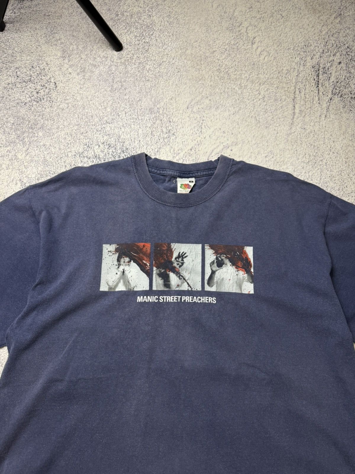 Vintage Vintage Manic Street Preachers Distressed T-Shirt Size US M / EU 48-50 / 2 - 2 Thumbnail