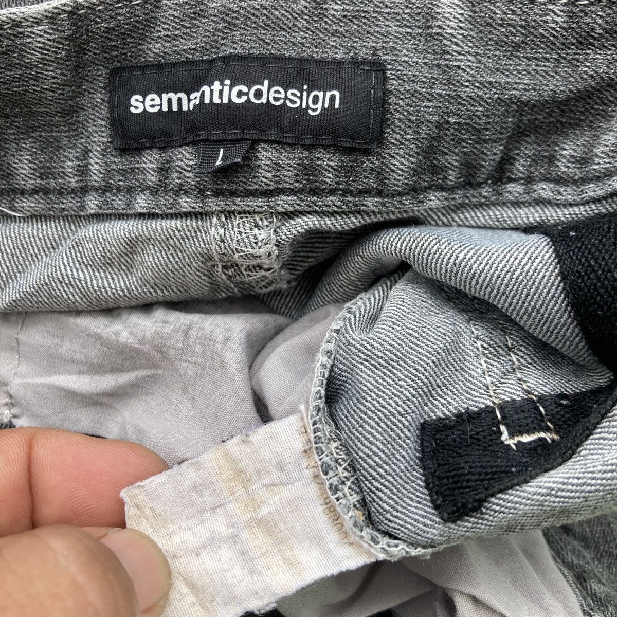 semanticdesign SEMANTIC DESIGN FLARED DISTRESSED JEANS Size US 32 / EU 48 - 12 Thumbnail