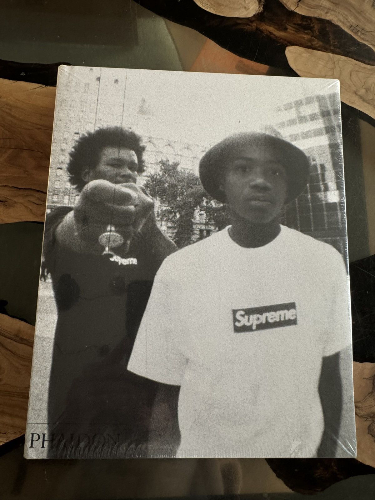Supreme Supreme Phiadon Hardcover Archive Book Size ONE SIZE - 1 Thumbnail