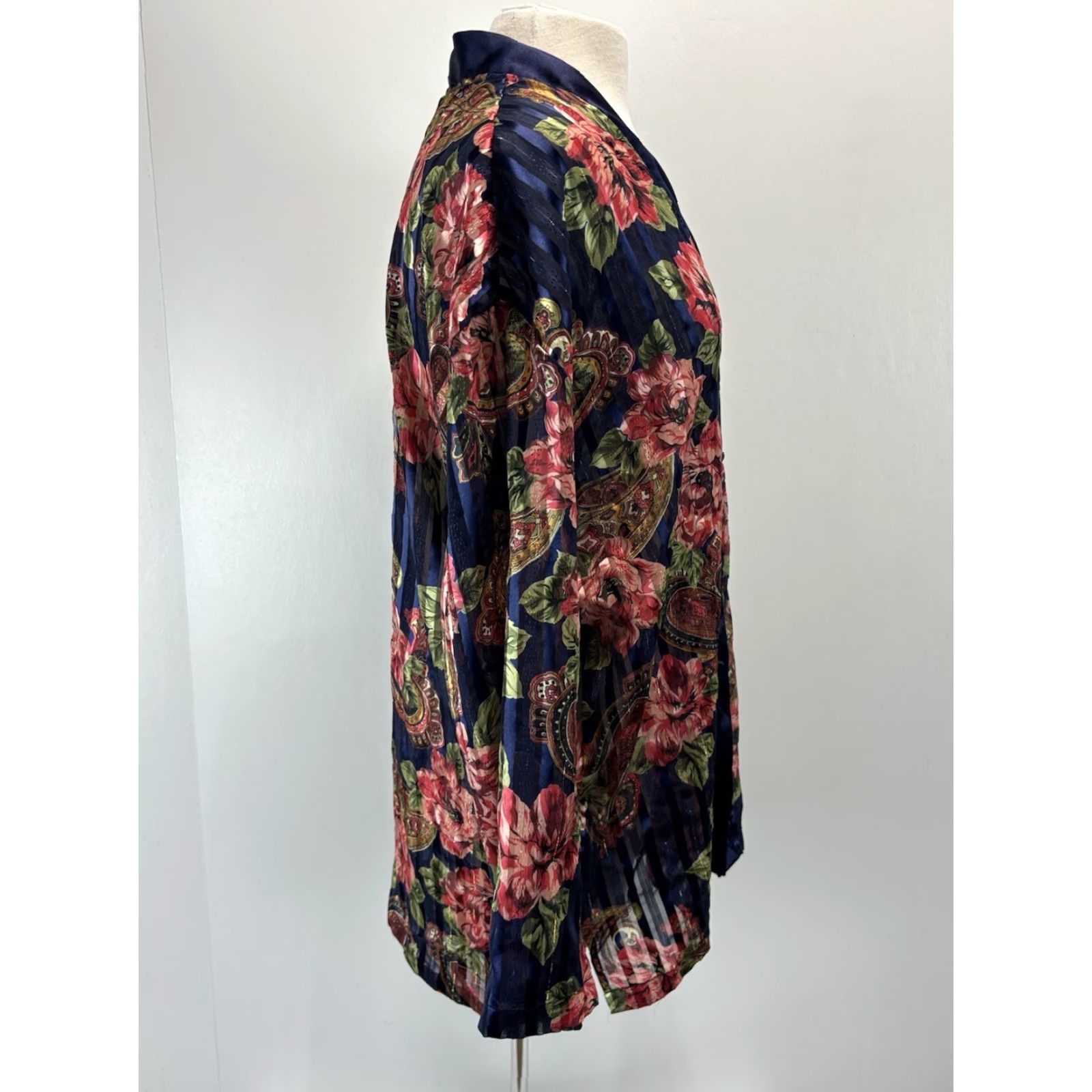 Victoria's Secret Vintage Victoria's Secret Sleep Shirt Large Navy Floral Semi Sheer Gold Label Vtg Size L / US 10 / IT 46 - 4 Thumbnail