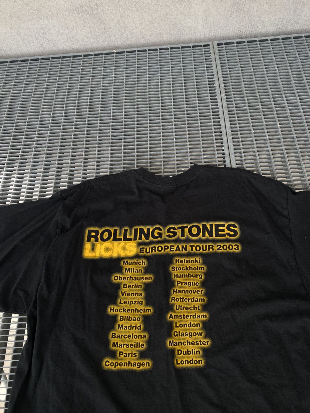 Jerzees Vintage 2003 Rolling Stones Tour T-Shirt Size US XXL / EU 58 / 5 - 8 Thumbnail
