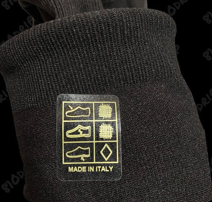 Kanye West Yeezy Pods (1) Size ONE SIZE - 4 Thumbnail